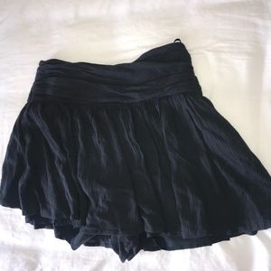 FRENCH CONNECTION navy skirt/shorts